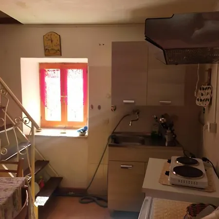 Indipendente Tra Amatrice E Leonessa Favischio